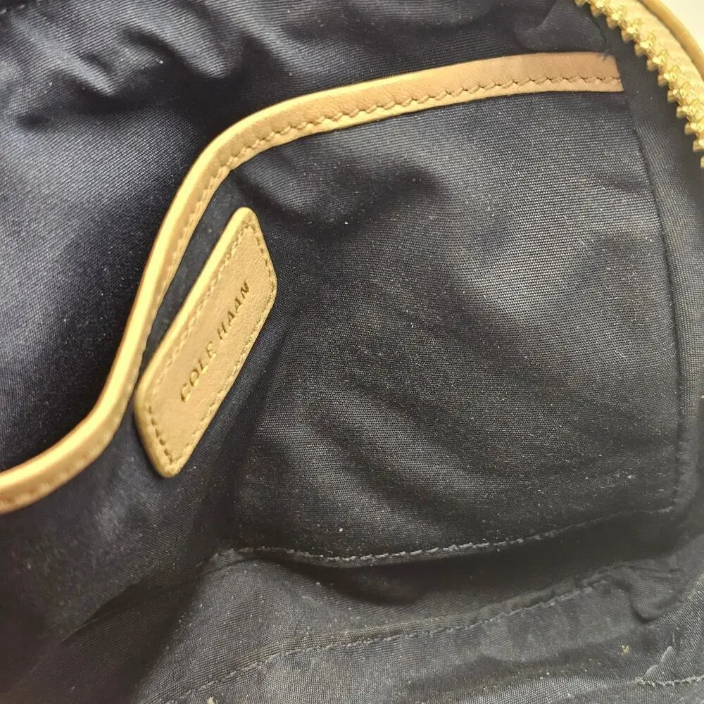 Cole Haan Wristlet Bag Zip Around Purse Leather Neutral Classic Timeless Capsule